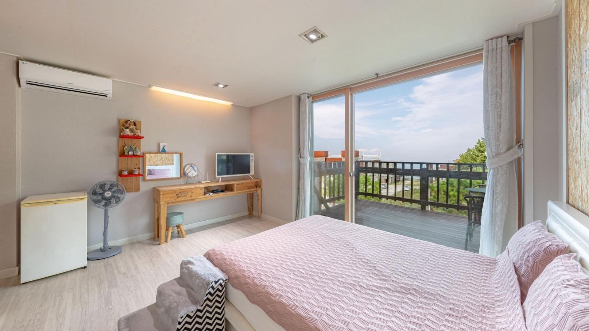 Goseong Sea&Star Pension Buitenkant foto