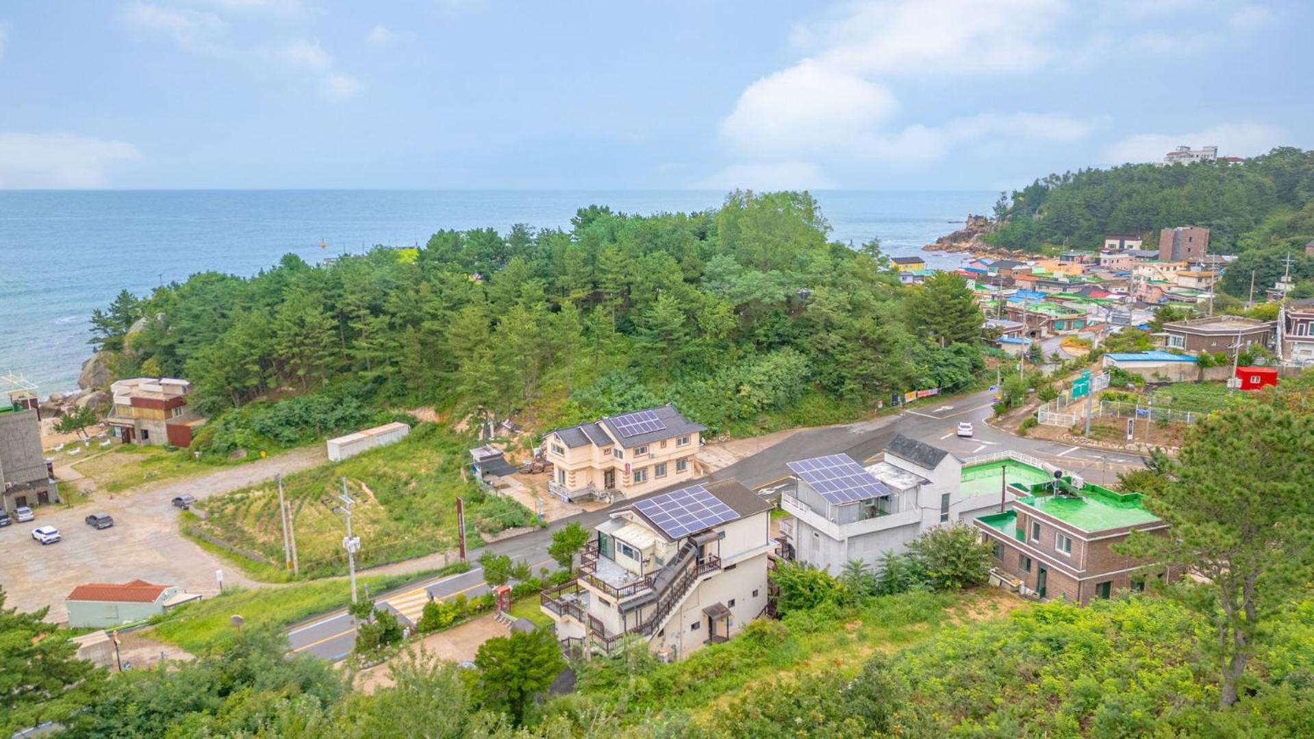 Goseong Sea&Star Pension Buitenkant foto